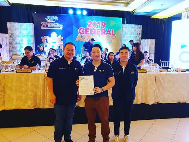 Myles Yeotan and JCI Manila team at the 71st JCI Philippines National Convention General Assembly in Naga City 2019